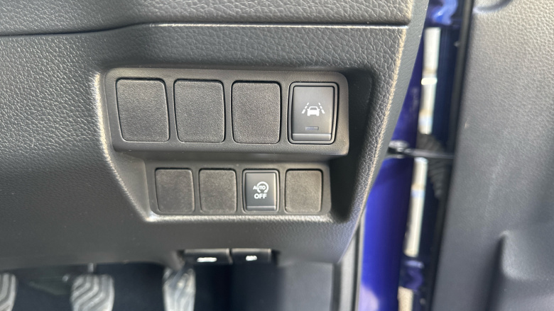 Nissan Qashqai 1.2 DiG-T Tekna 5dr Petrol Hatchback